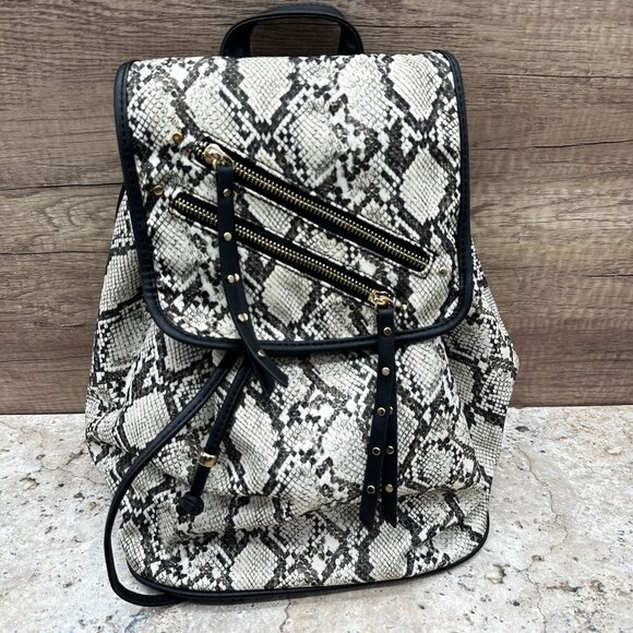 Like Dreams Backpack Womens Black Cream Python Print Zipper Pocket Polyester NWT - Picture 1 of 13